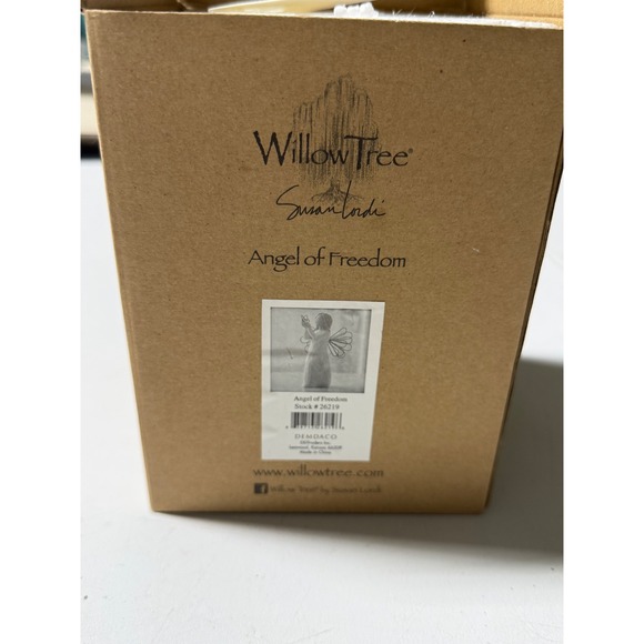 Willow Tree Other - Willow Tree Angel of Freedom Figurine Susan Lordi 26219 DEMDACO Butterfly Boxed